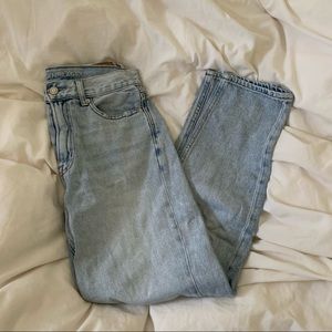 American Eagle Light Wash Mom Jeans